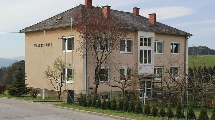Eine Bücherei und eine Spieletauschbörse sind im Gebäude geplant