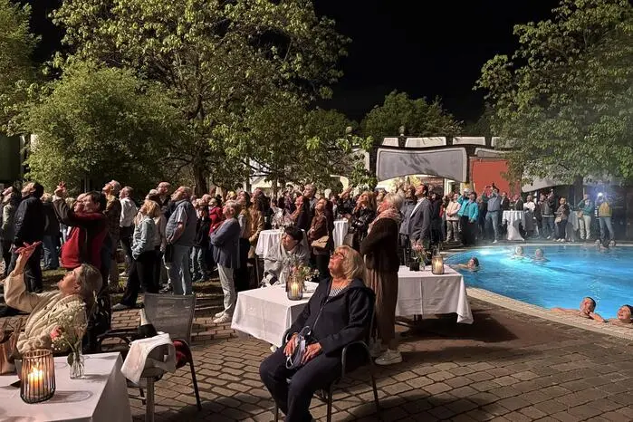Anlässlich dessen wurde Samstagabend mit Gästen und Jubilar gefeiert. 
