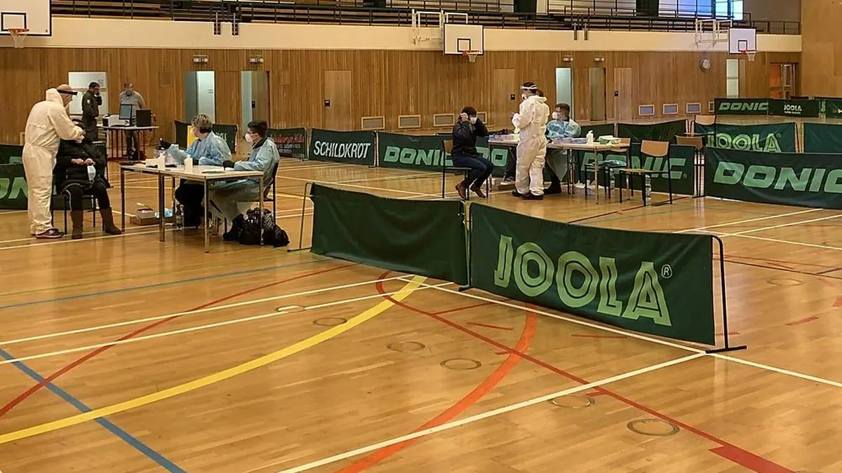 In der Lindfeldhalle wird bis zum 23. Dezember getestet