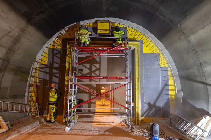 Es gilt, die Baustelle immer wieder auf- und abzubauen. Sisyphos lässt grüßen.