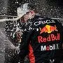 Max Verstappen wurde in Monaco mit Champagner übergossen
