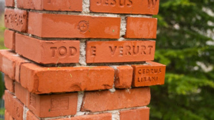 Station 1: Jesus wird zum Tode verurteilt