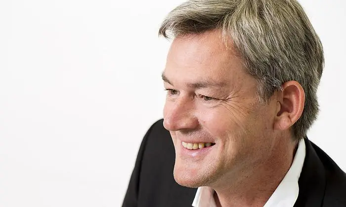 Roland Mader ist Abteilungsvorstand der Station für Alkohol- und Medikamentensucht sowie für stoffungebundene Süchte wie Kauf- oder Spielsucht am Anton Proksch Institut in Wien.