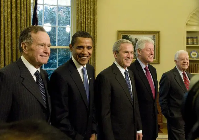 January 7, 2009, Washington, District of Columbia, USA: Washington, D.C. - January 7, 2009 -- United States President George W. Bush, center welcomes former United States President George H.W. Bush, left United States President-elect Barack Obama, left center former United States President Bill Clinton, right center and former United States President Jimmy Carter, right to the Oval Office of the White House in Washington, DC on Wednesday, January 7, 2009. This was the first time all of the living past, present and future Presidents were at the White House together since 1981 Washington USA - ZUMAs152 20090107_zaa_s152_028 Copyright: xRonxSachsx