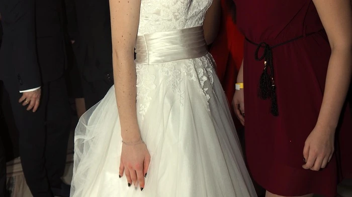 Wie immer, war wieder einmal ein Ballkleid schöner als das andere. Die Schüler und Schülerinnen der Klagenfurter Modeschule WIMO machten das Casineum in Velden Samstagnacht zur Maturaball-Zone.