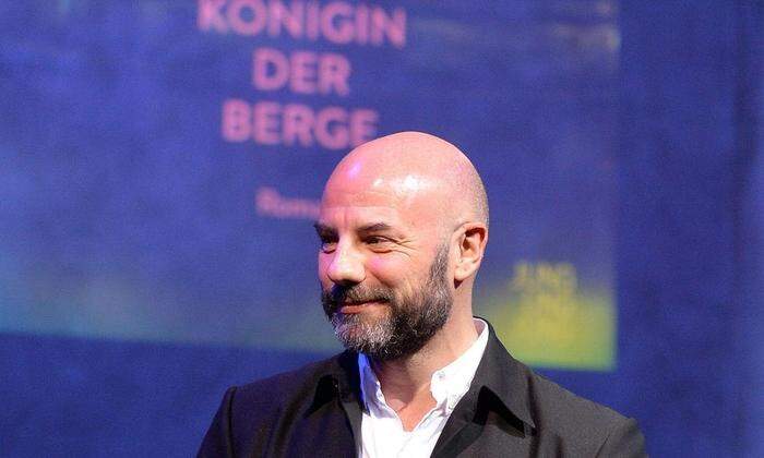 Daniel Wisser (47) ist am Montagabend mit dem Österreichischen Buchpreis 2018 ausgezeichnet worden. 