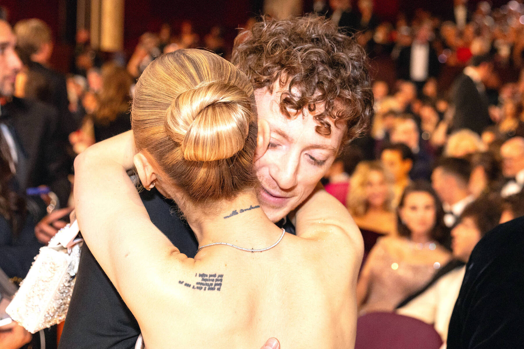 Liebes-Aus: Ariana Grande und Ethan Slater gehen getrennte W