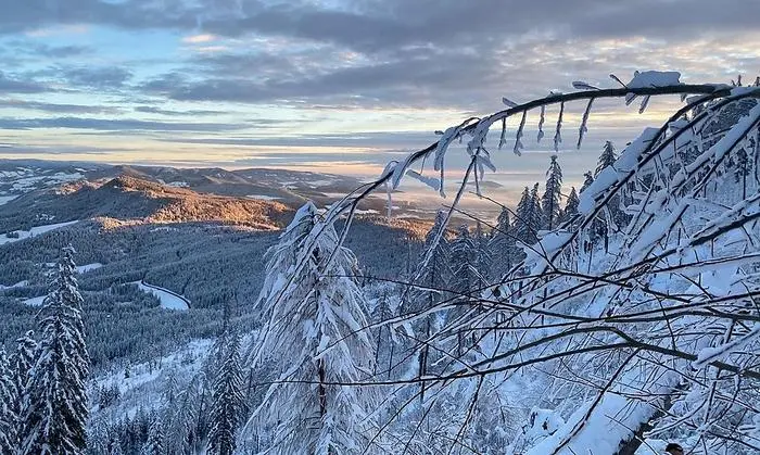 Frühaufsteher konnten den Schöckl noch beinahe alleine genießen