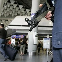 Zeugen wollten am Samstag bewaffnete Personen gesehen haben
