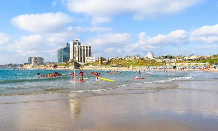Acadia Beach in Herzliya am Mittelmeer unweit von Tel Aviv