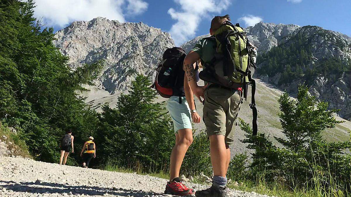 Im Frühsommer gehen die Kärnten-Urlauber gerne wandern