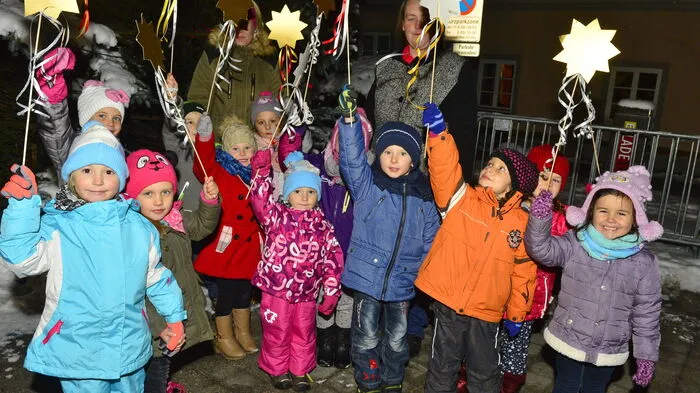 Schmuck, Handwerk, Holzspielwaren und mehr gab es beim "Advent im Rathaus" in Murau.