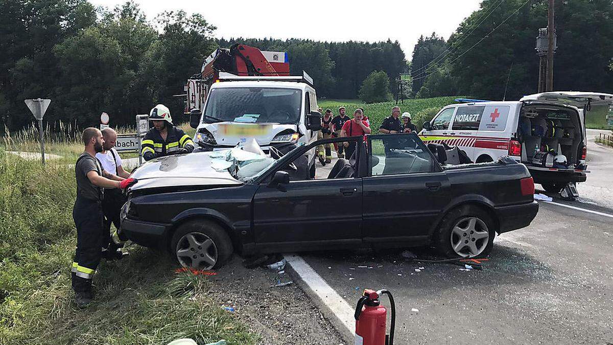 Die Feuerwehr musste Bergewerkzeug einsetzen