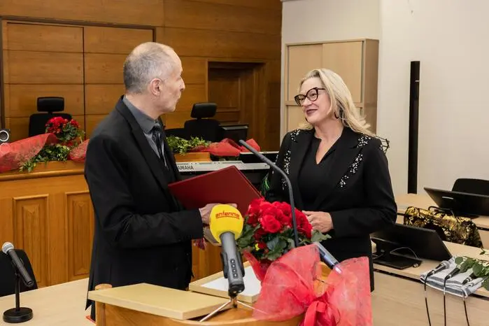 Mit Tina Frimmel-Hesse steht erstmals eine Frau der Staatsanwaltschaft vor