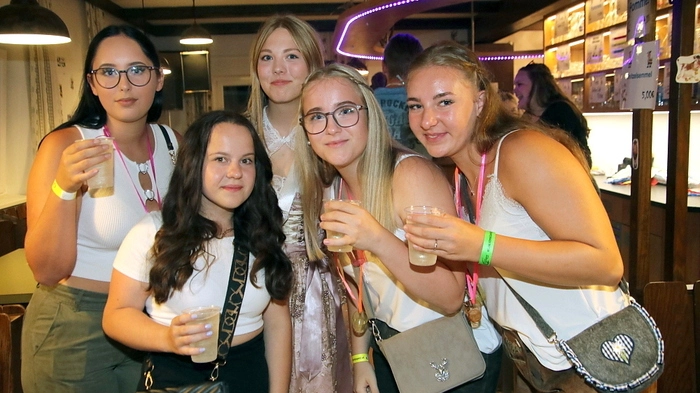 Beste Stimmung, viel Spaß, und tolle Ideen, das war das legendäre Fest „Let’s shake die Kuah“ im Gasthaus Kirchmayer.