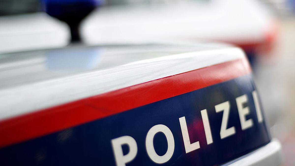 Polizei fahndet nach zwei Täterinnen