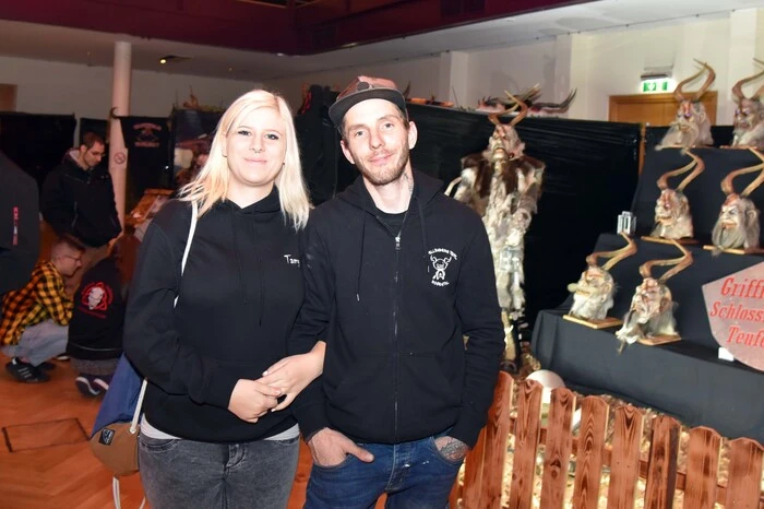 Bitte klicken Sie sich durch die Bilder . . .