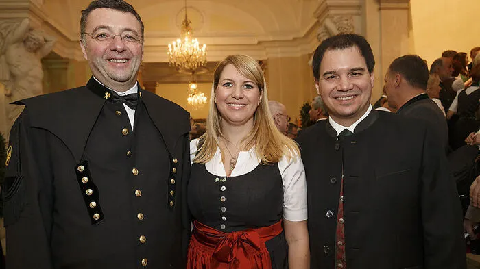 Elisabeth Hakel beim Steirerball in Wien mit Jörg Leichtfried und Michael Schickhofer