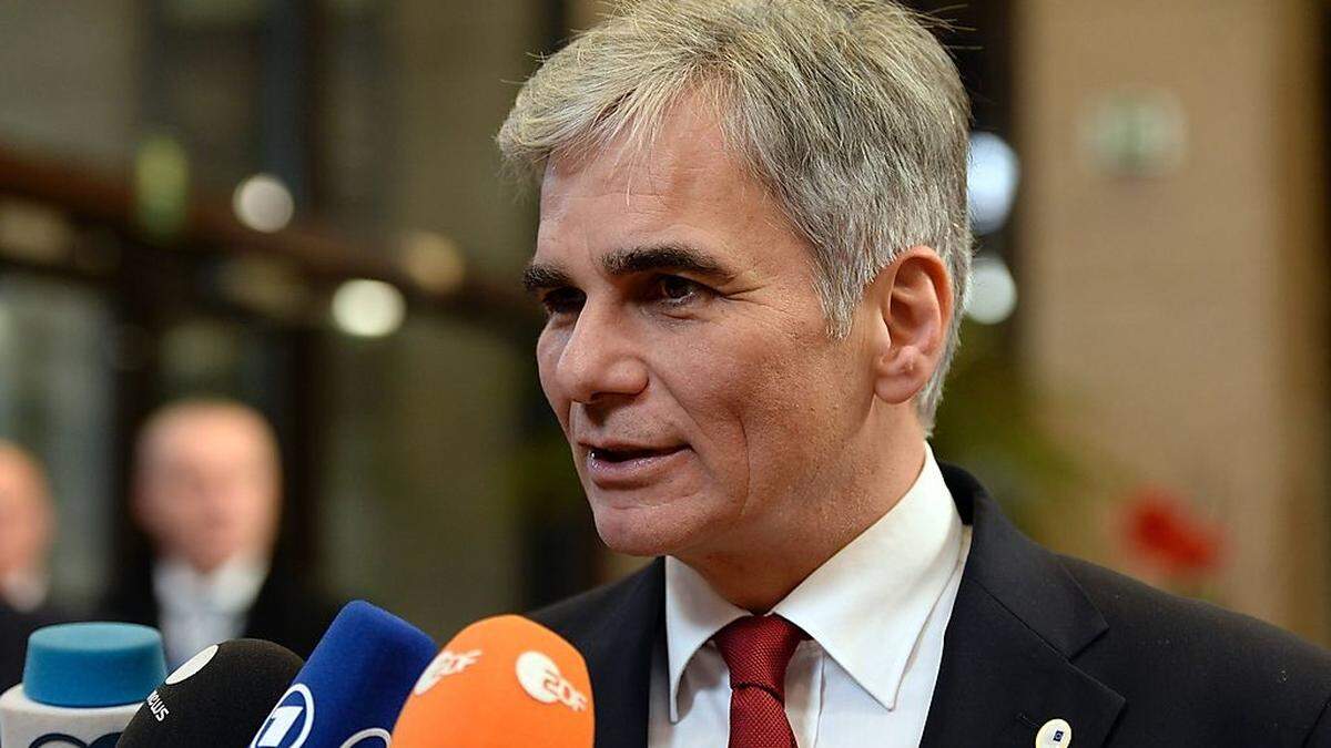 Kanzler Faymann: "Ja, es müssen weniger werden"