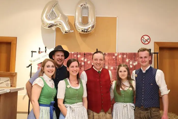 von links: Conny Karner, Hannes Karner, Andrea Hainzl, Ferdinand Riedl, Christina Reiterer und Markus Maggale