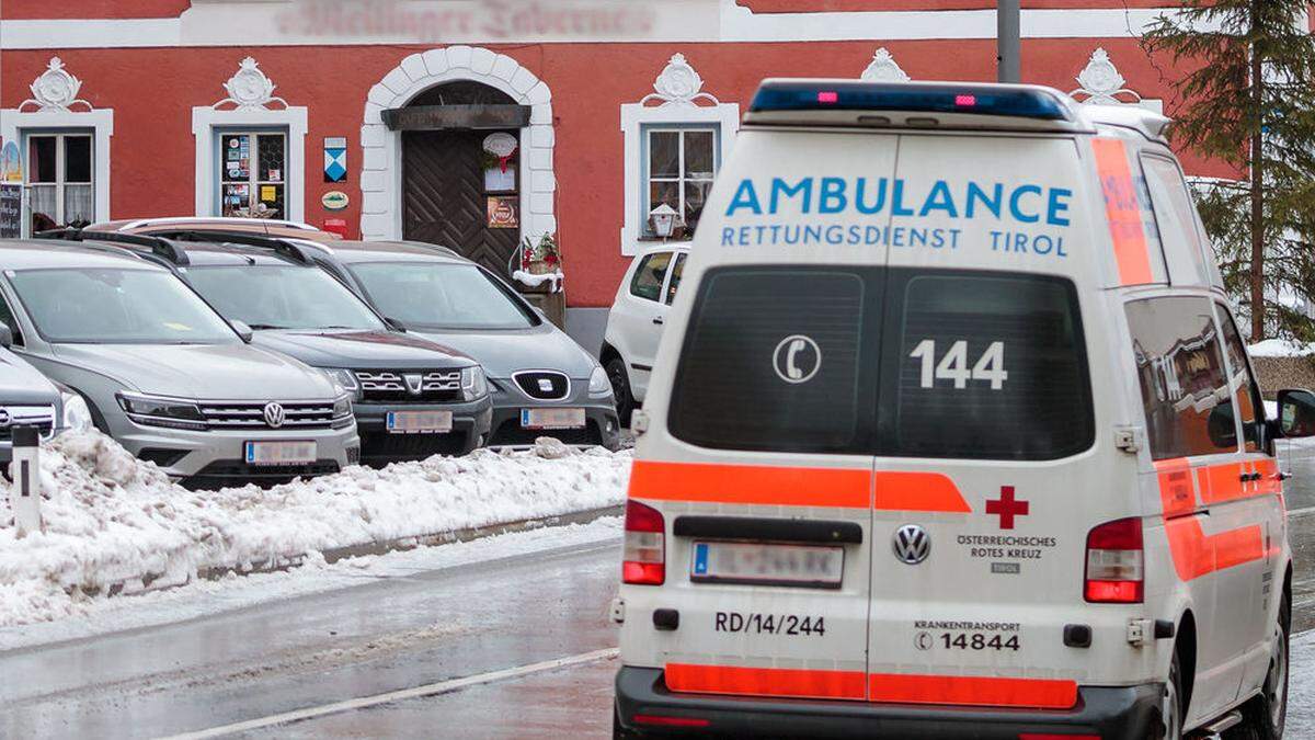 Im Salzburger Pinzgau hat sich am späten Donnerstagabend in einer Flüchtlingsunterkunft eine tödliche Auseinandersetzung ereignet