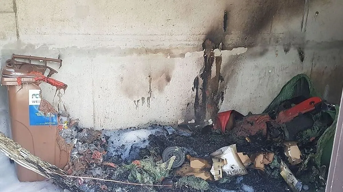 Sirenenalarm: Müllcontainer standen in Vollbrand
