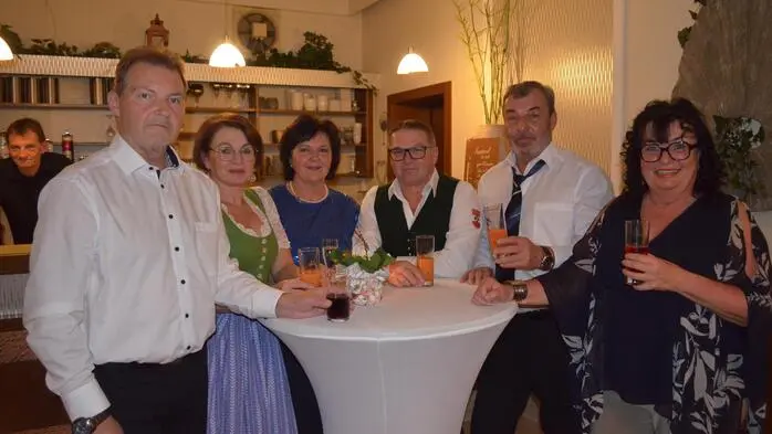 Die Gleisdorfer Ortsgruppe des Österreichischen Kameradschaftsbundes (ÖKB) lud zu ihrem alljährlichen Ball im Gasthof Pint in Kaltenbrunn.