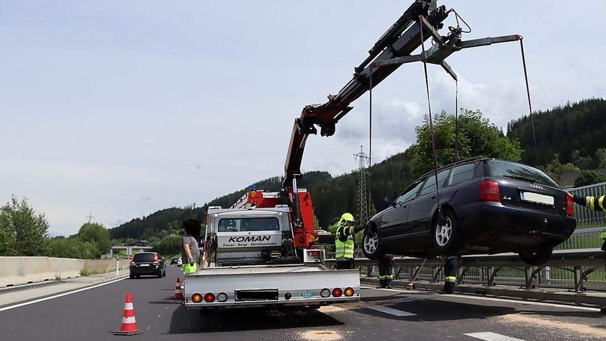 Bei dem Unfall wurde laut Feuerwehr niemand verletzt