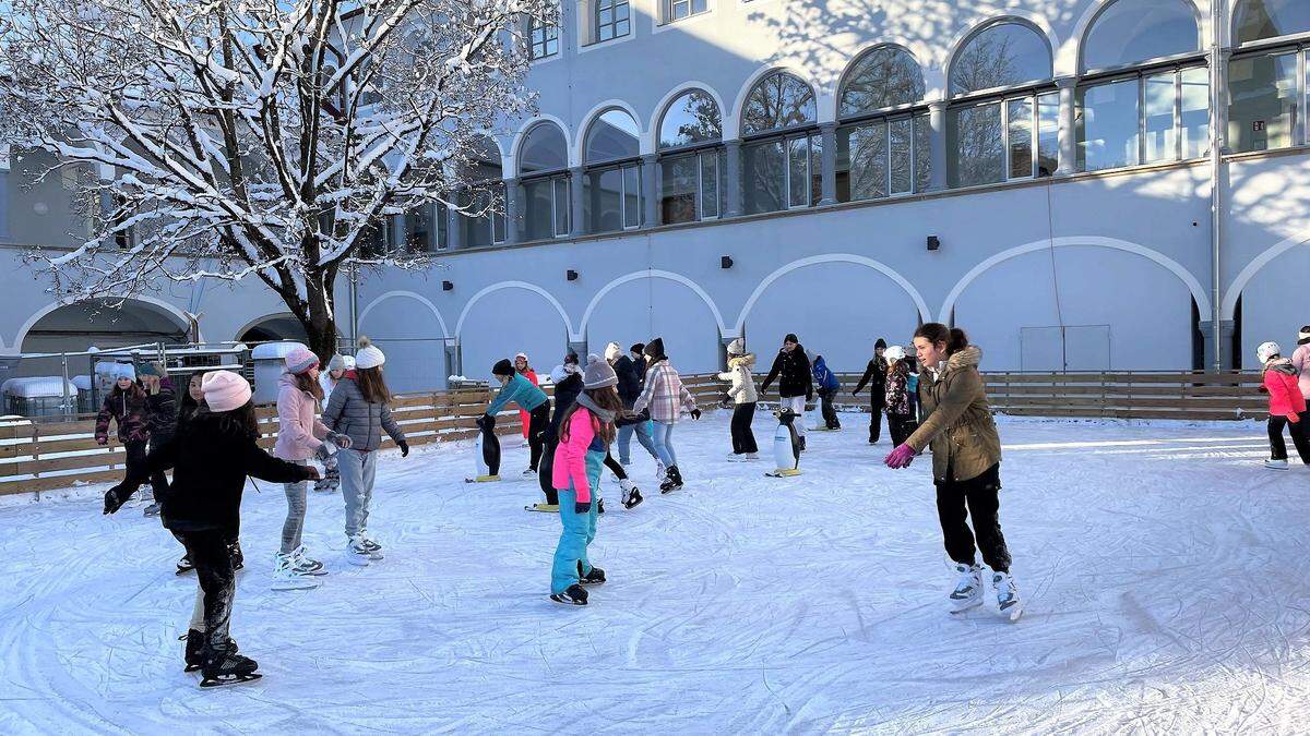 Der Eislaufplatz im Innenhof des Bezirksgerichtes in Judenburg (&quot;Eiszauber&quot;) wird heuer nicht aufgebaut