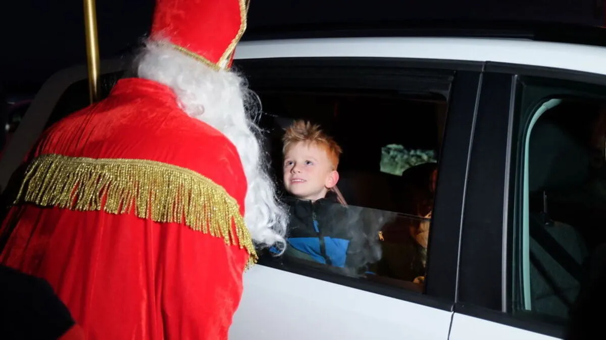 Der Nikolaus klopfte in diesem Jahr an der Autoscheibe