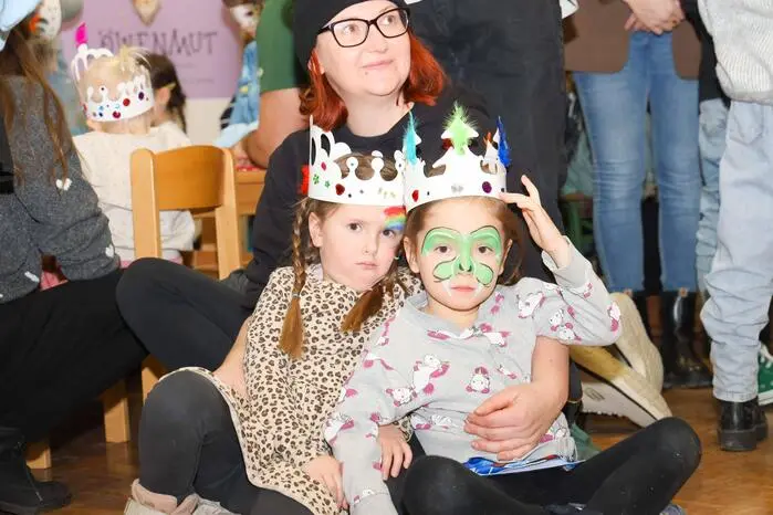 Kinderschminken, Bastelstationen, eine Losaktion mit attraktiven Gewinnen sowie zahlreiche weitere Angebote sorgten für Begeisterung bei den jüngsten Gästen und ihren Familien.