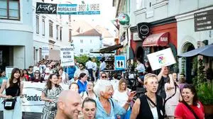 Die Initiative #soziallandretten protestierte im Sommer gegen den „Sozial-Kahlschlag“ der Koalition