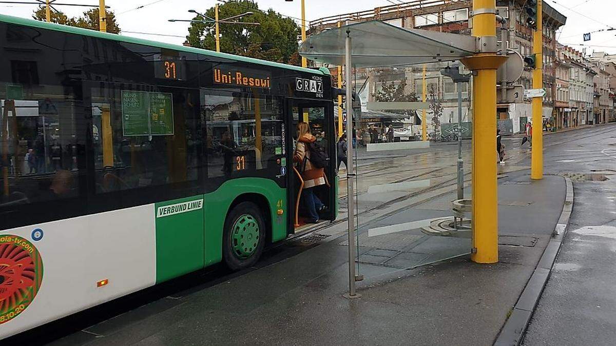 Geduld ist derzeit bei Öffi-Fahrgästen gefordert