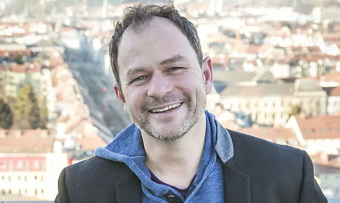 Als Ermi-Oma erfolgreich, als Mensch großherzig: Kabarettist Markus Hirtler 