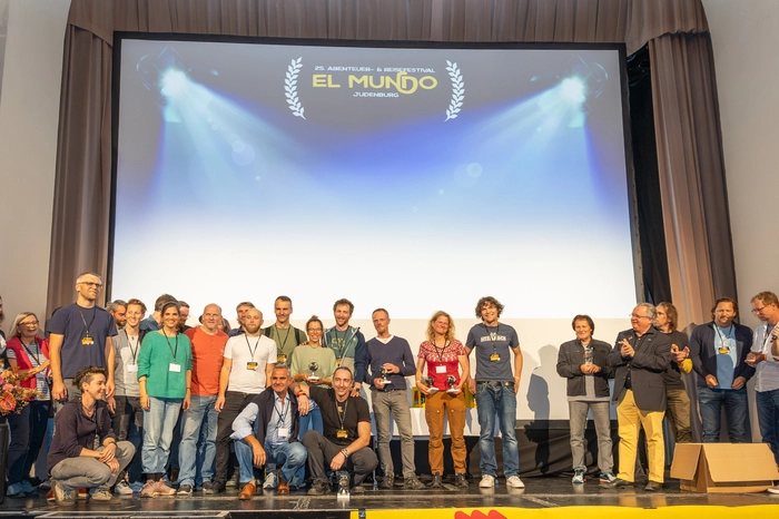 Als bester Vortrag prämiert wurde „Richtung Freiheit – Ein norwegischer Sommernachtstraum„ der Oberösterreicher Marlies Czerny und Andreas Lattner. Ihre Erzählkunst und die fantastische Fotografie überzeugten die Jury auf allen Ebenen.