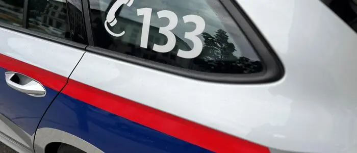 Polizeiauto von der Seite