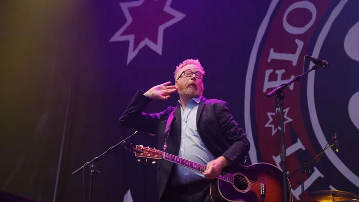 Waschelnass, aber glücklich jubelten 18.000 Fans Freitagabend erst Flogging Molly und dann den dänischen Headlinern Volbeat zu ...