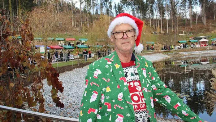 Bereits zum elften Mal organisierte Rudi Götzl mit Unterstützung der Stadtgemeinde Köflach und zahlreichen Sponsoren den beliebten Weihnachtszauber beim neu gestalteten Kurpark Lipizzanerheimat am Dechantteich in Köflach.