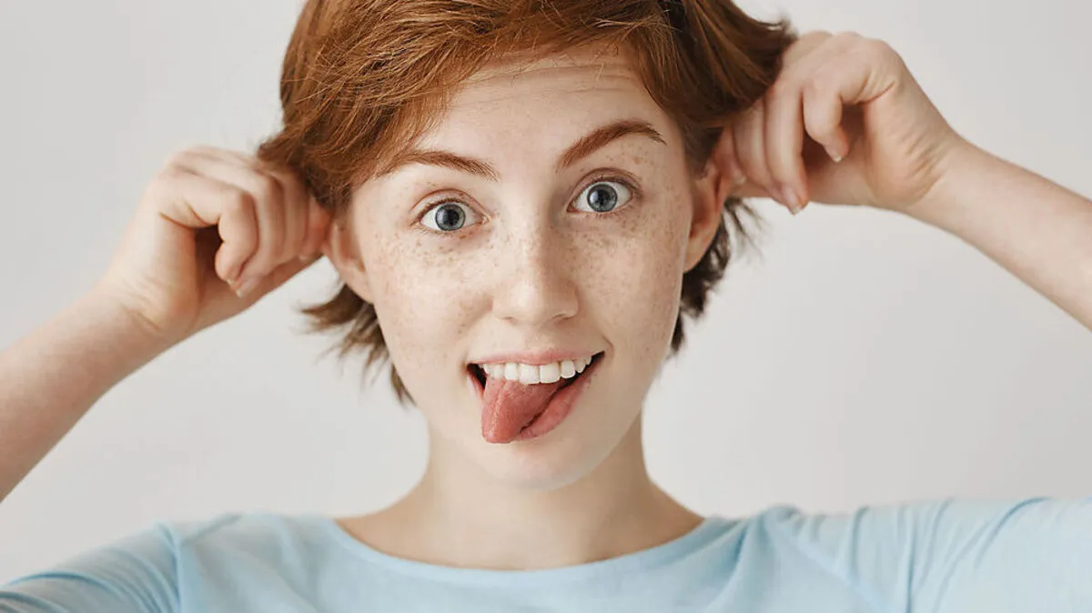 Manche Menschen können dank ihrer Muskeln mit den Ohren wackeln