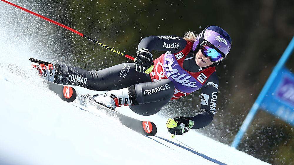 Tessa Worley auf ihrer Fahrt zum Riesentorlauf-Weltcup-Sieg