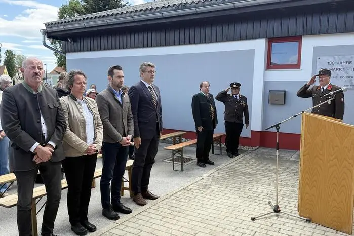 Sehen Sie sich den Festakt und das gesellige Zusammensein im Anschluss auf den weiteren Fotos an.