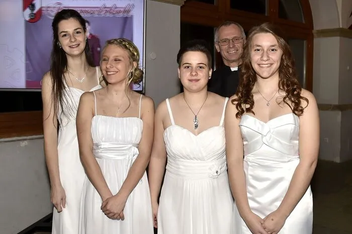Klicken Sie sich durch die weiteren Bilder!