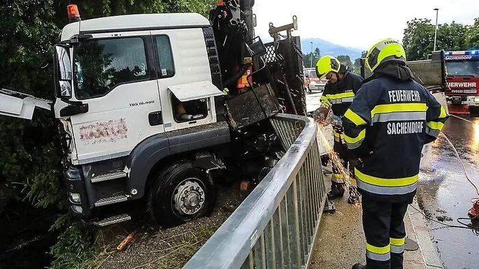Die Feuerwehren Sachendorf und Knittelfeld wurden am Mittwoch (3. Juli) zu einem spektakulären Einsatz gerufen.