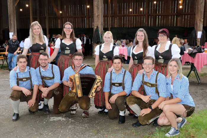 Bitte klicken Sie sich durch die Bilder!