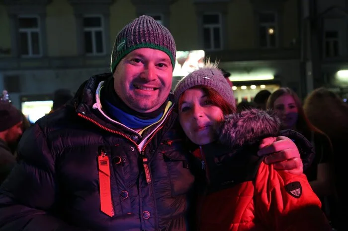 Klicken Sie sich durch weitere Impressionen der Silvesternacht mit großem musikalischem Feuerwerk in Leoben!