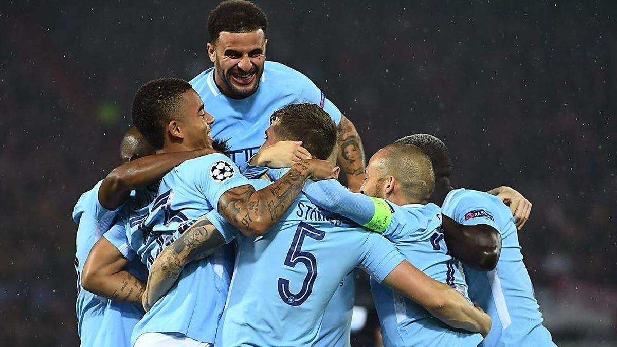 Manchester City gelang der schnellste Treffer des Abends - dank Stones, der bereits in der zweiten Minute scorte