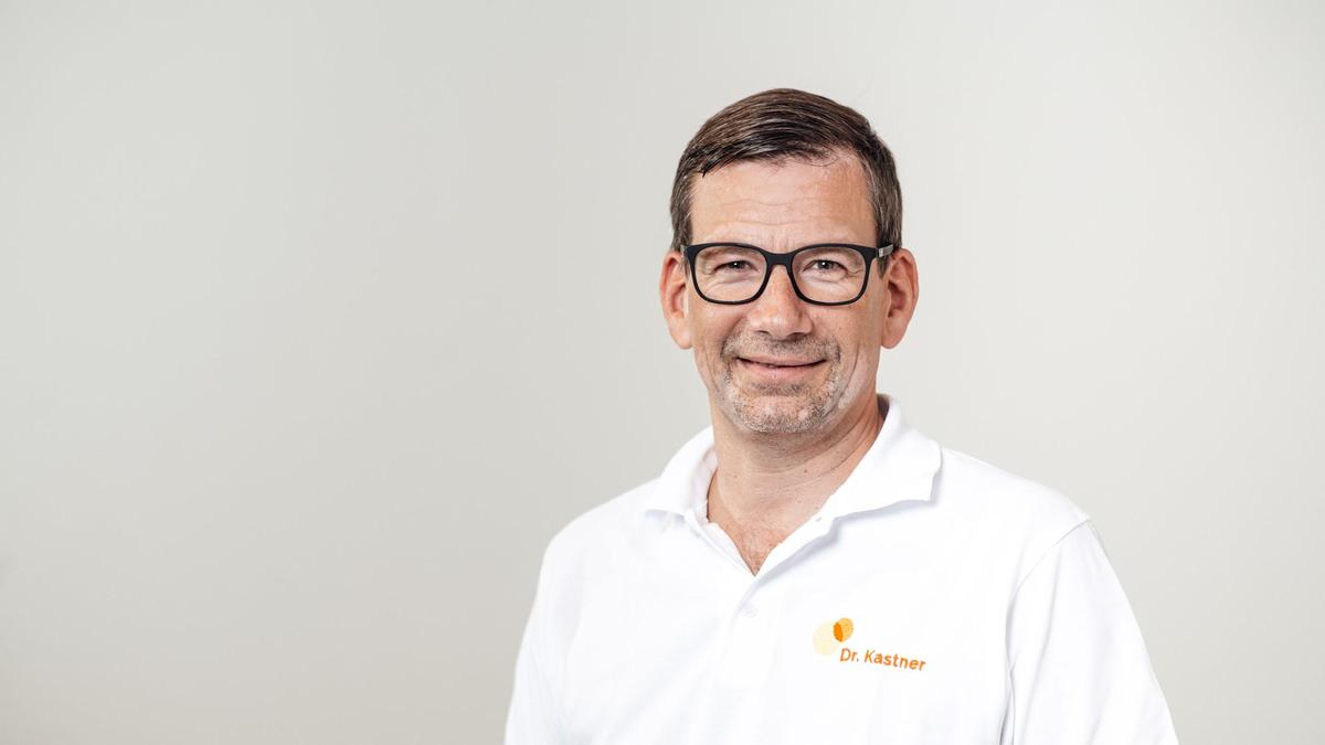 Stefan Kastner, Präsident der Ärztekammer in Tirol, bricht eine Lanze für die niedergelassenen Kassenärzte
