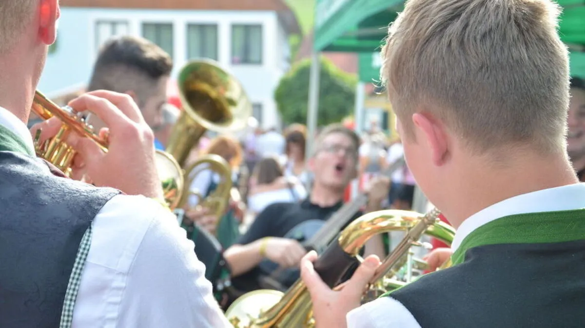 "Die Labocher" beim Stiwoller Dorffest
