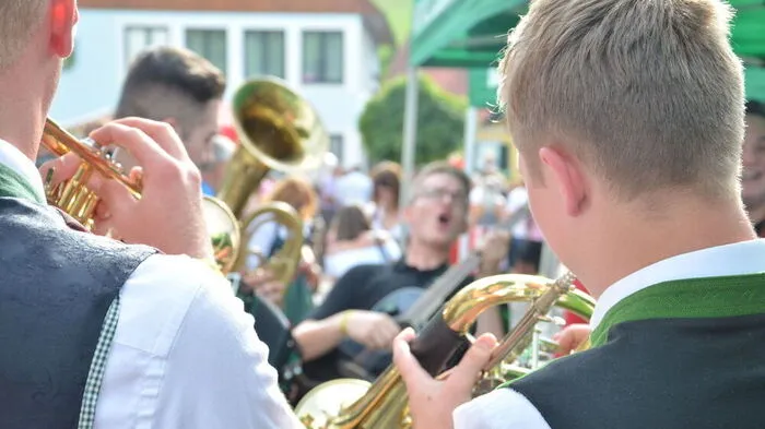 "Die Labocher" beim Stiwoller Dorffest