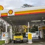 Die Shell-Tankstelle wird mit einem Billa-Shop erweitert
